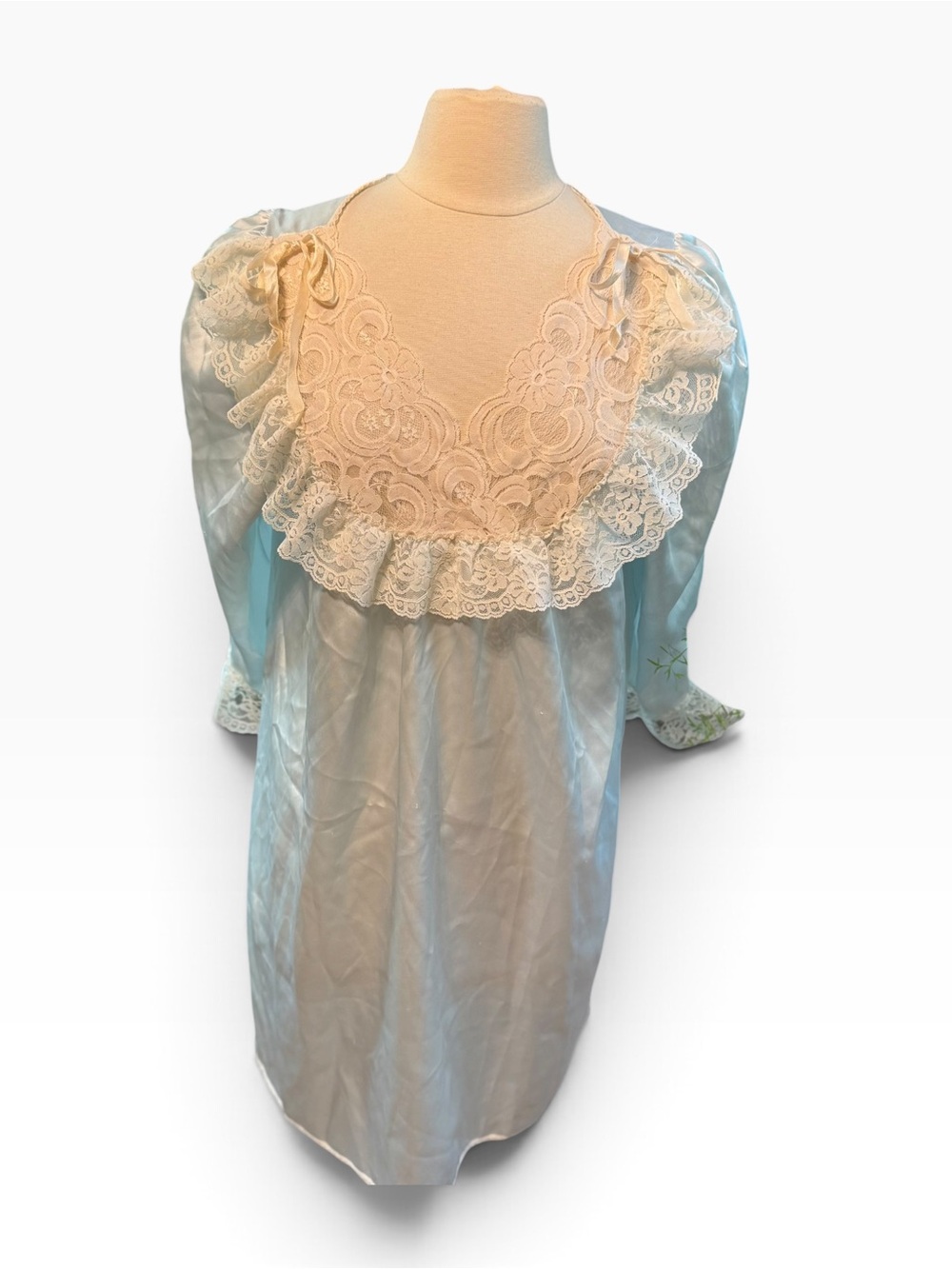 Vintage Ilise Stevens Satin Nightgown Sz Medium blue lace Victorian Ruffle
